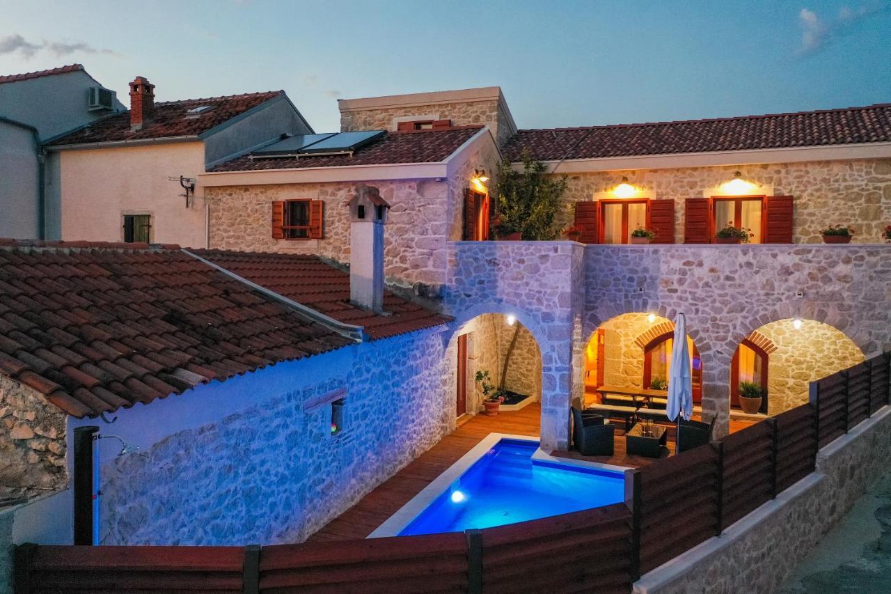 Holiday Home Mare Petrčane Extérieur photo