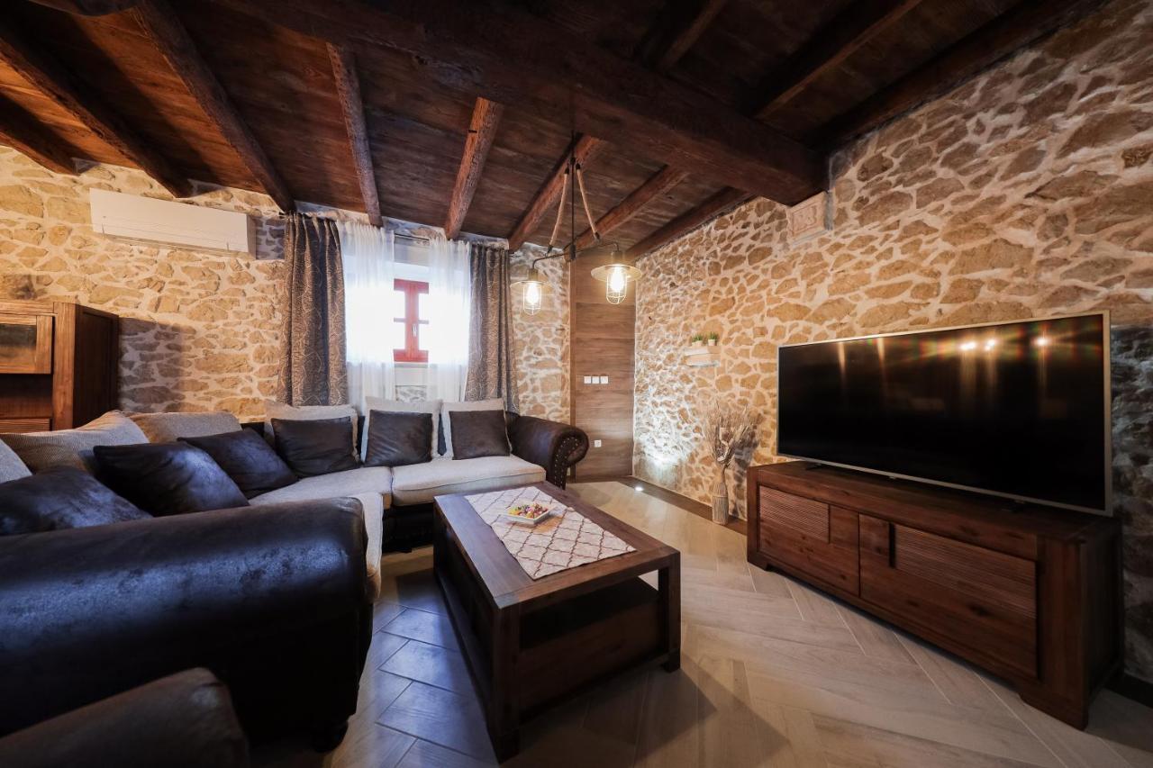 Holiday Home Mare Petrčane Extérieur photo